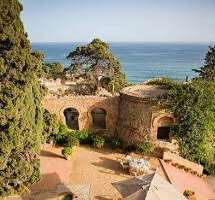 Jaen has a scenic road leading upto the parador. W Jaen has a scenic road leading upto the parador. With the charming countryside of Andalusia and the view from atop the parador, it is a treat to the